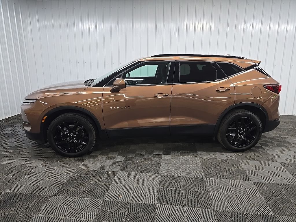 Used 2023 Bronze Metallic Chevrolet LT image 5