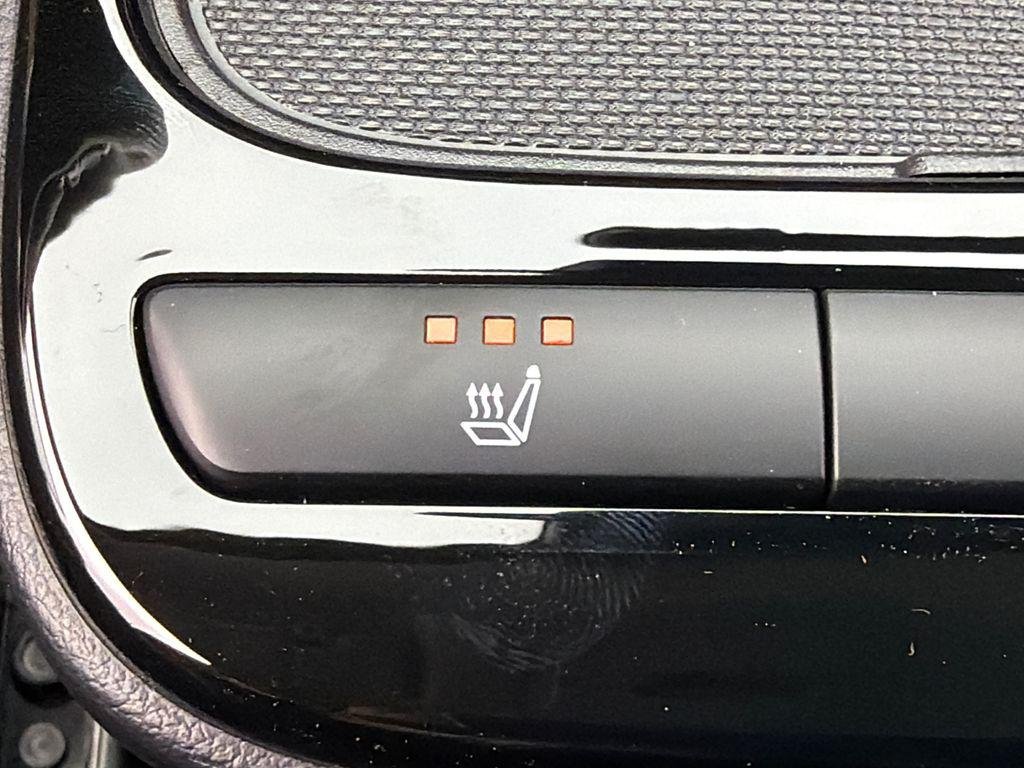 New 2026 Green Hyundai SE image 30
