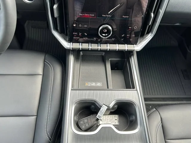 2026 GMC Acadia Elevation - Photo 17