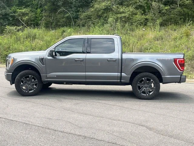 Certified Used 2023 Gray Ford XLT image 7
