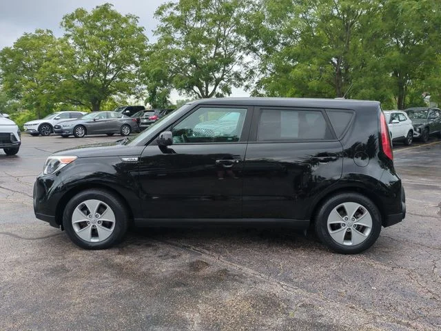 Used 2016 Black Kia Base image 4
