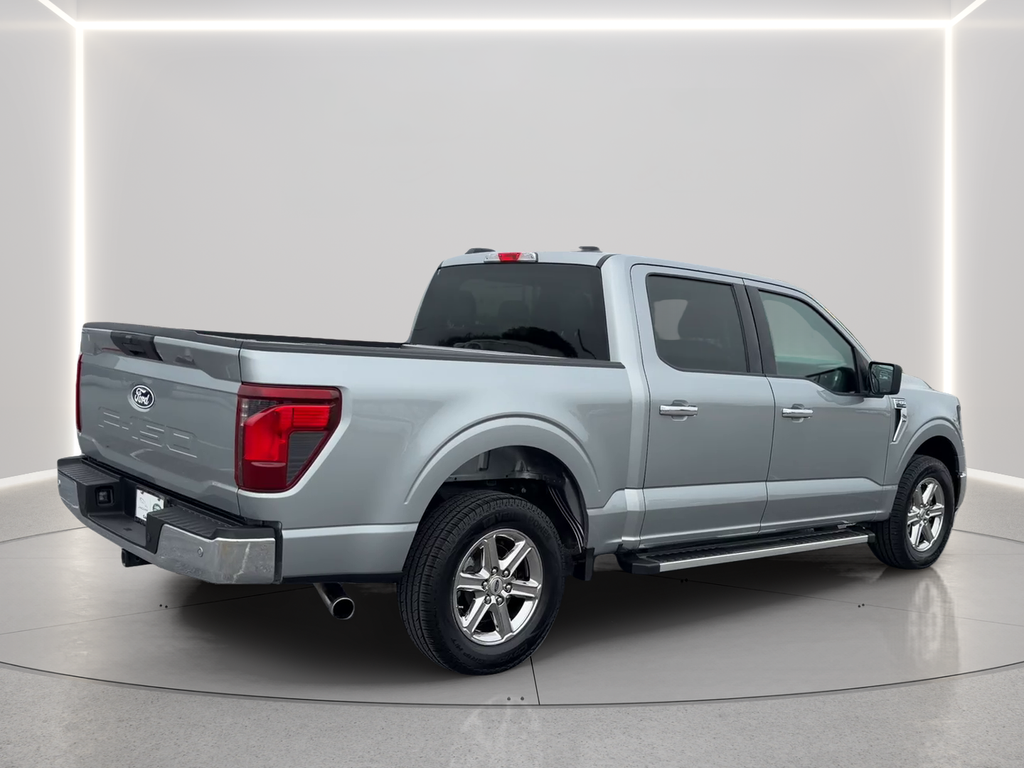 Used 2025 Silver Ford XLT image 5