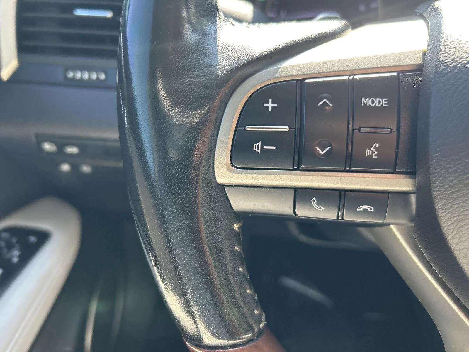 Used 2020 Gray Lexus RX 350 image 16