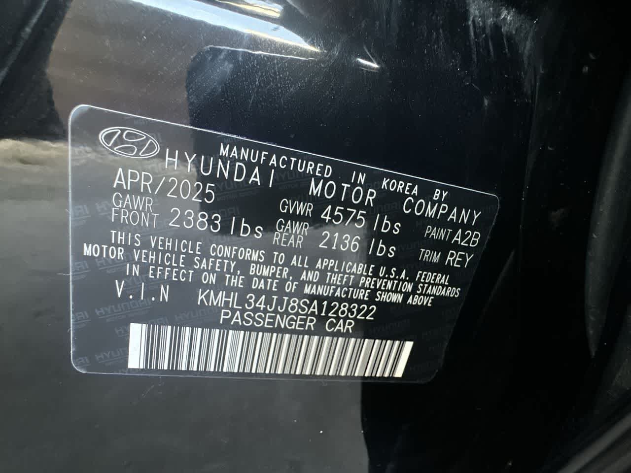 Certified Used 2025 Abyss Black Hyundai SEL image 29