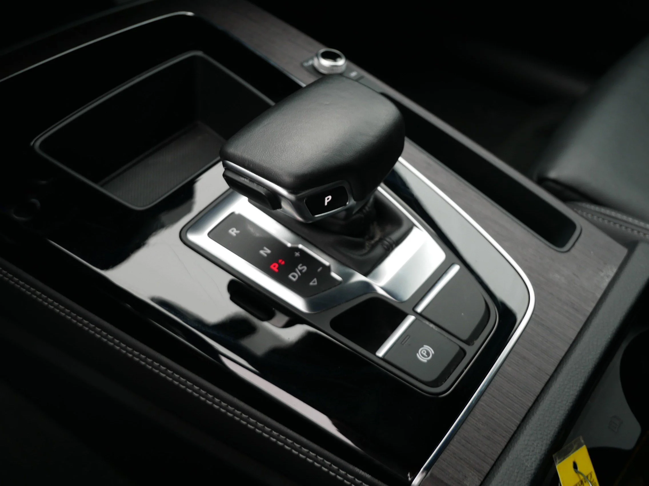 Used 2023 Daytona Gray Pearl Effect Audi S line Premium Plus image 24