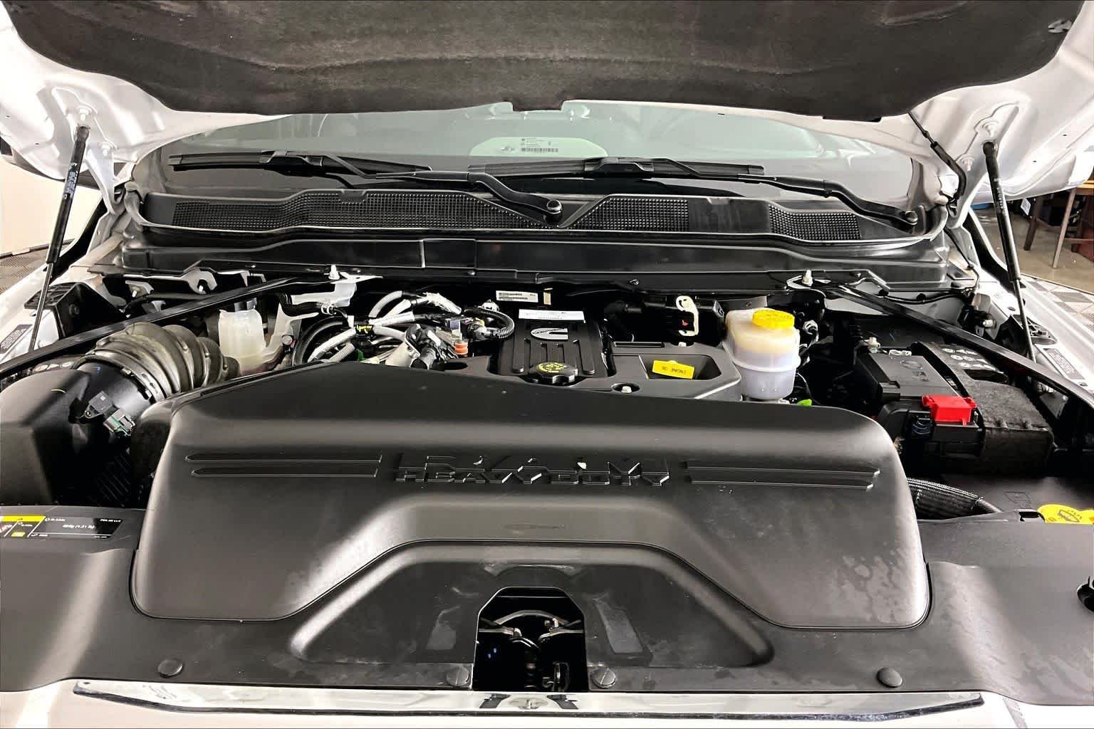 Used 2026 Bright White Clearcoat Ram Laramie image 29