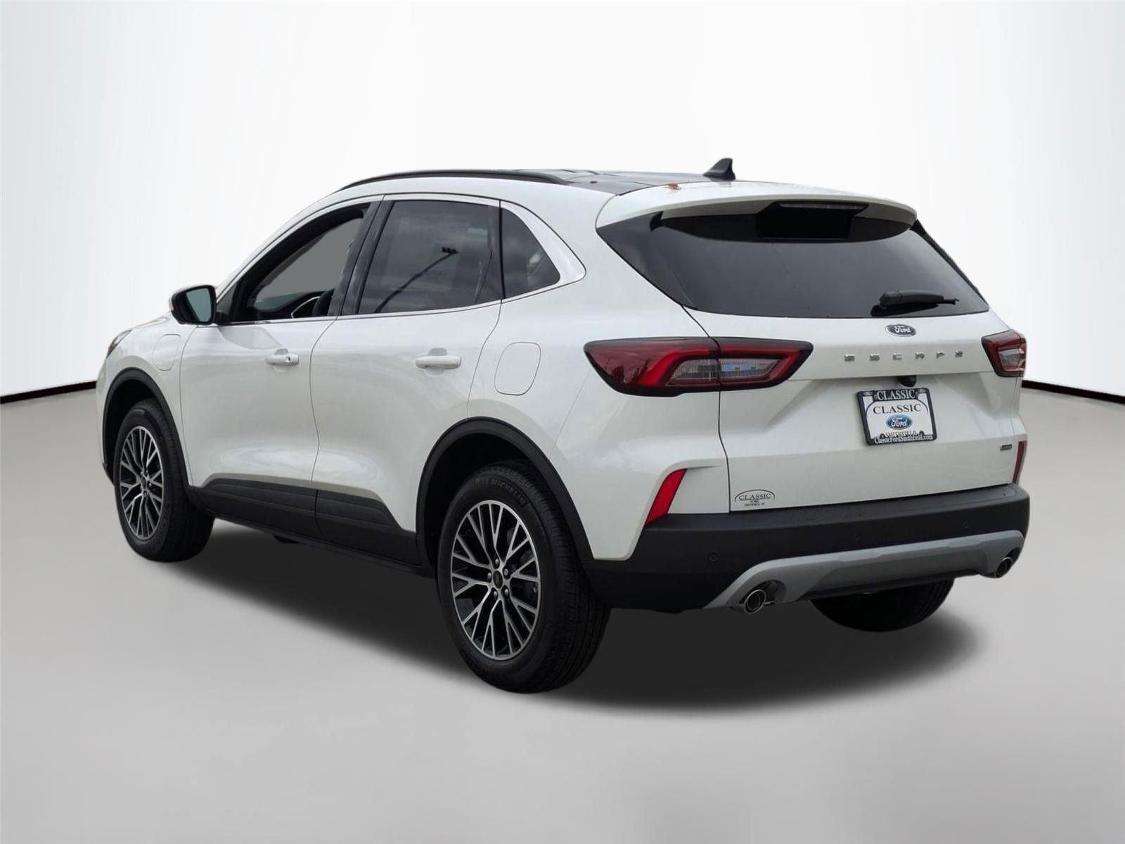 New 2025 Star White Metallic Tri-Coat Ford PHEV image 7