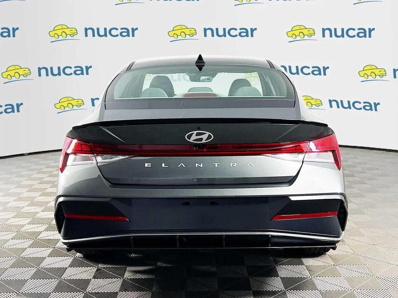 New 2026 Amazon Gray Hyundai SEL Sport image 6