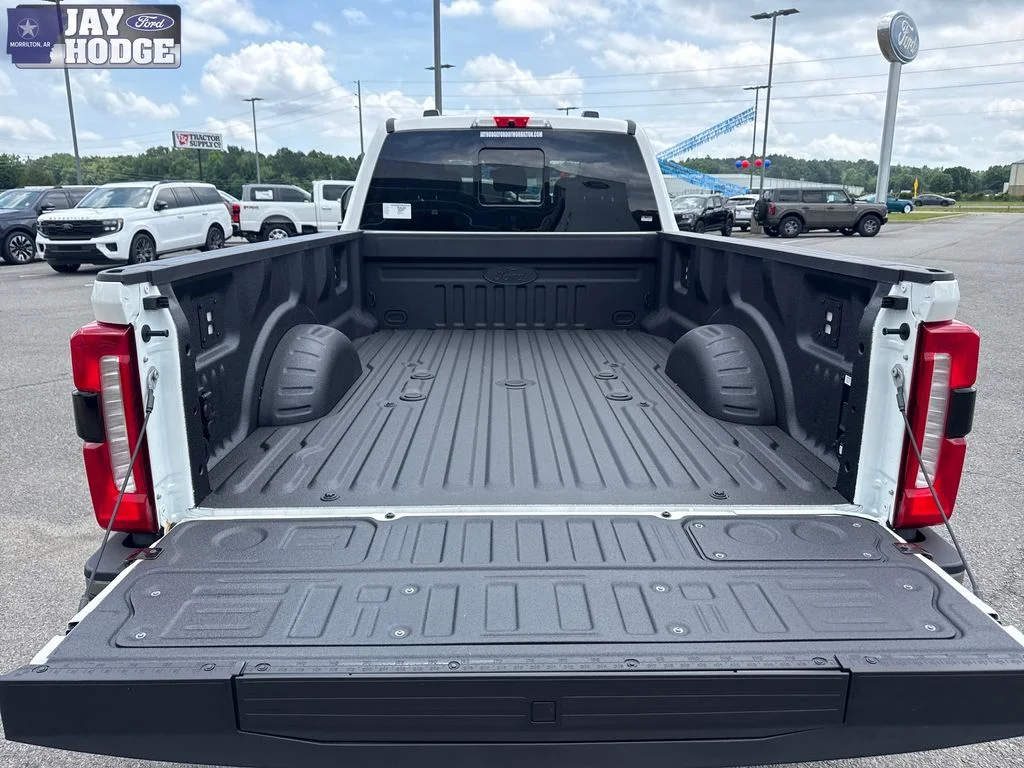 New 2026 Star White Metallic Tri-Coat Ford F-350® King Ranch® image 27