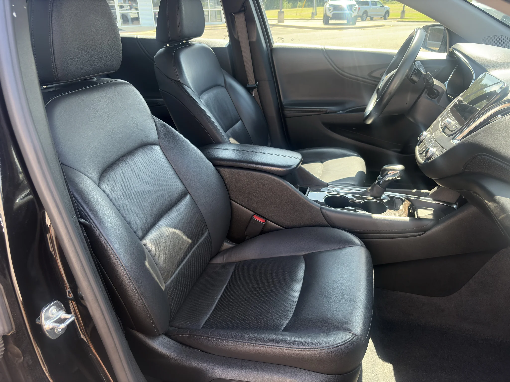 Used 2024 Mosaic Black Metallic Chevrolet LT image 12