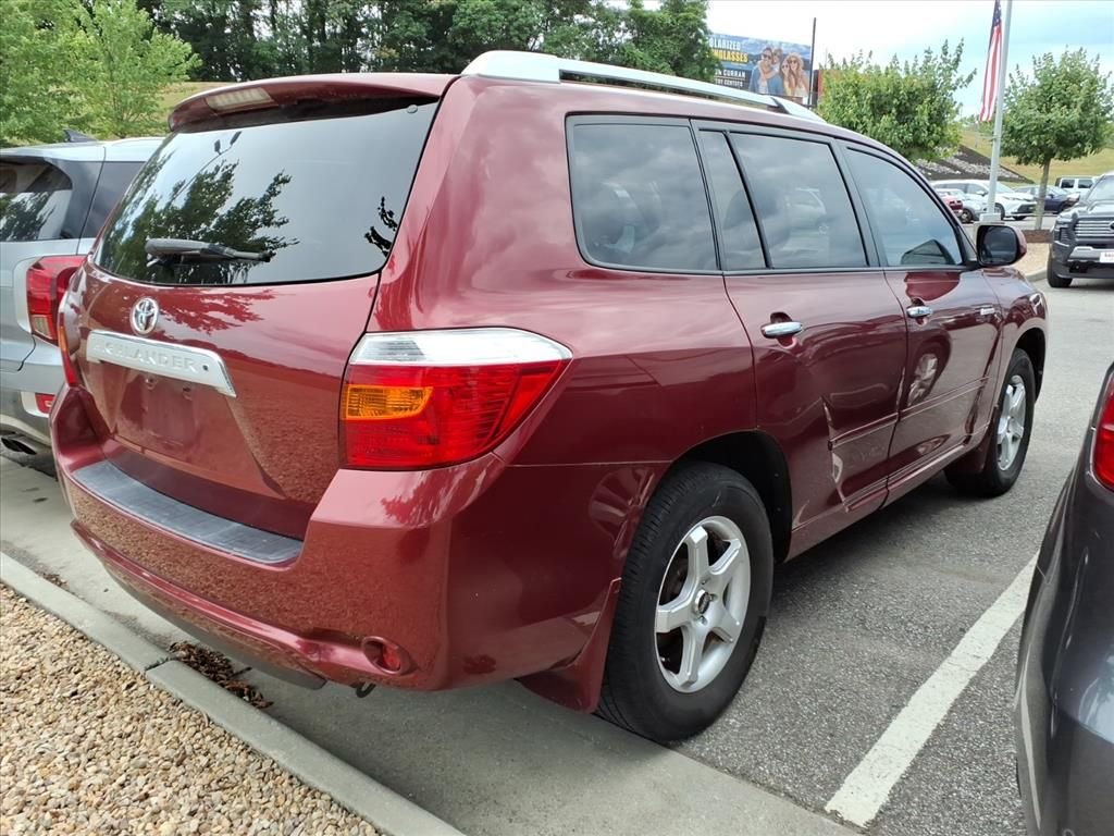 Used 2008 Red Toyota Limited image 2