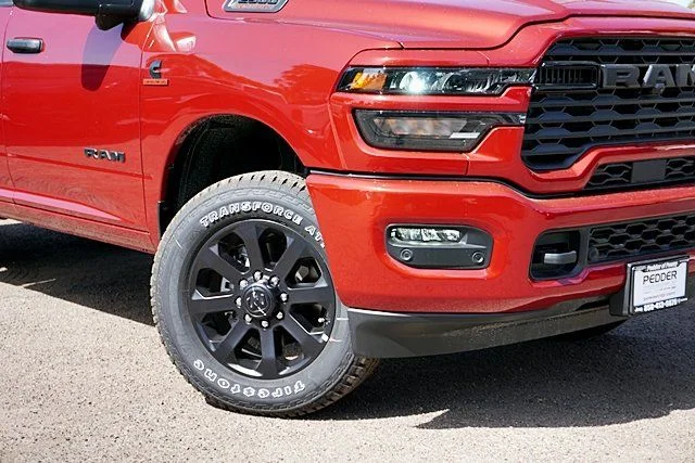 New 2026 Molten Red Pearl-Coat Exterior Paint RAM Big Horn image 4