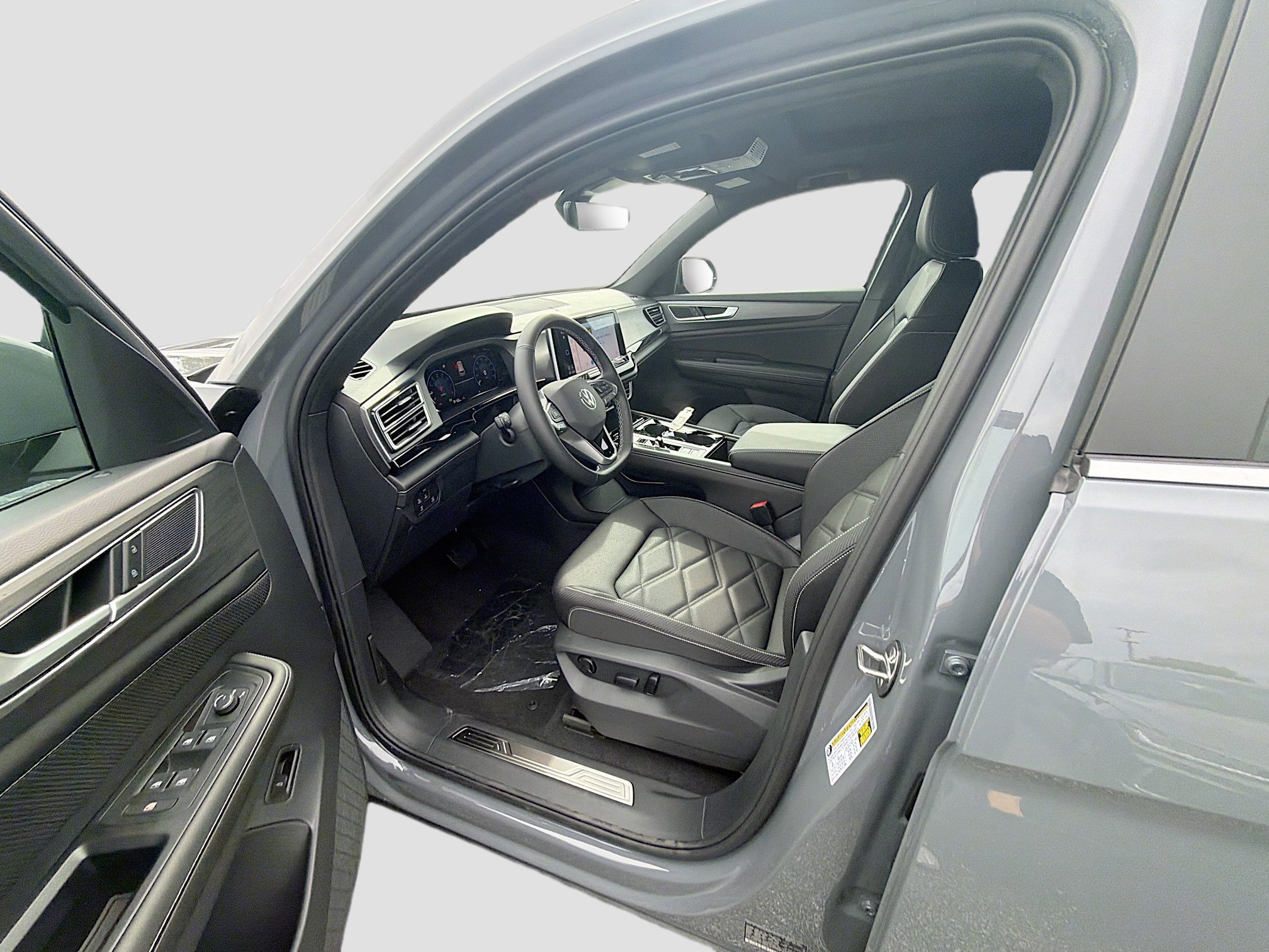 New 2026 Gray Volkswagen 2.0T SE w/Technology image 16