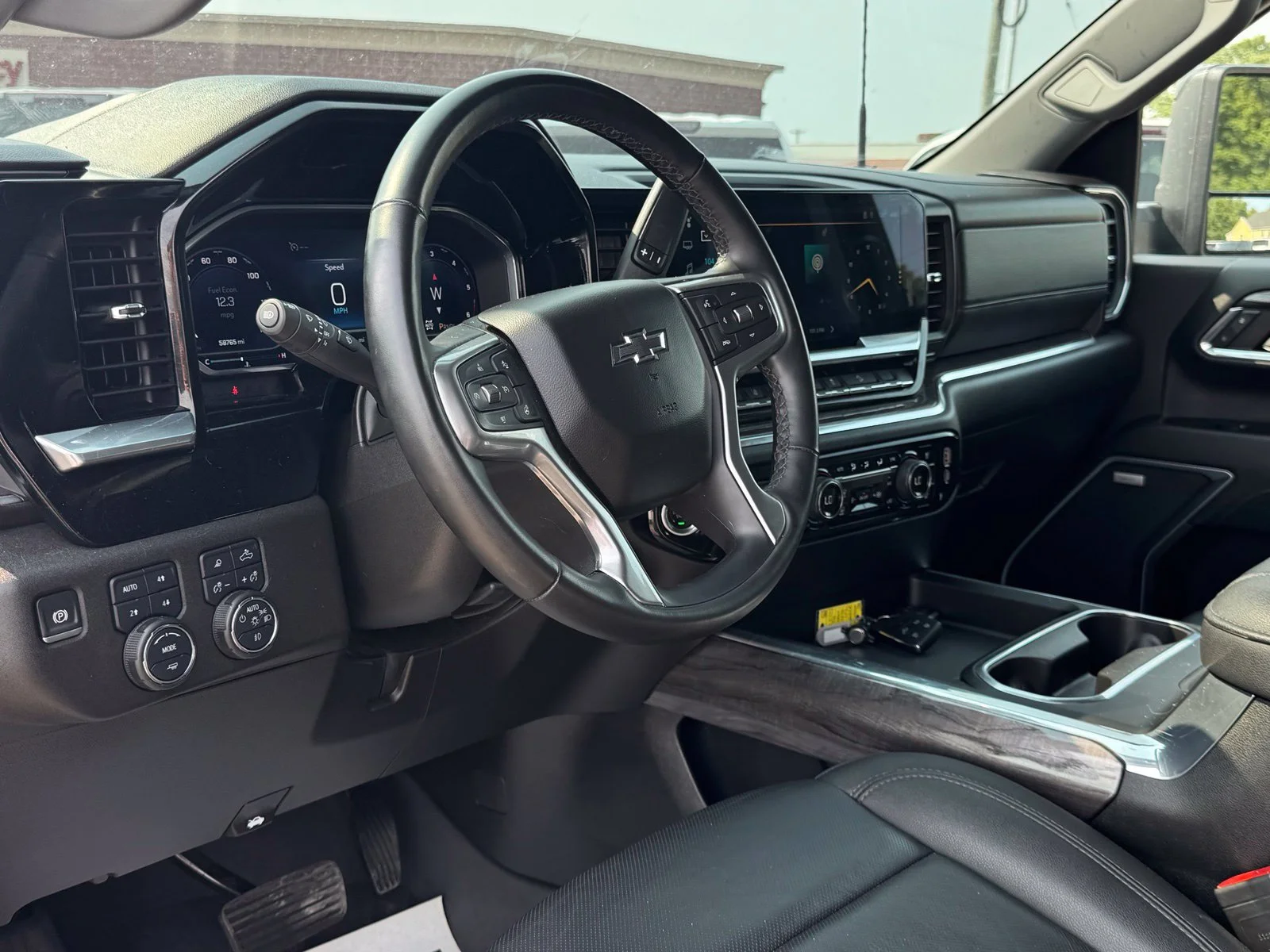 2024 Chevrolet Silverado 2500HD LTZ - Photo 19