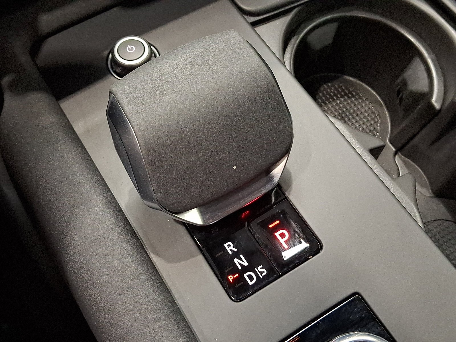 Certified Used 2025 Fuji White Land Rover  image 15