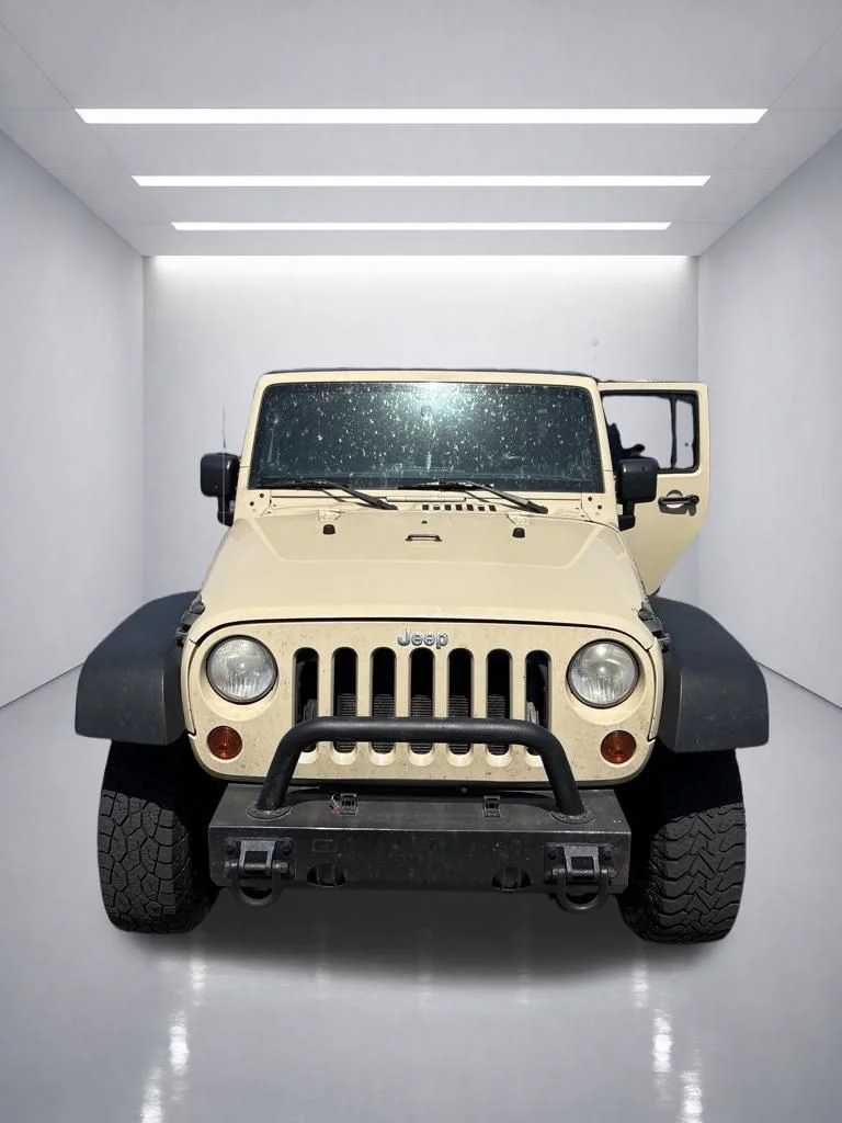 Used 2011 Sahara Tan Clearcoat Jeep Unlimited Rubicon image 3