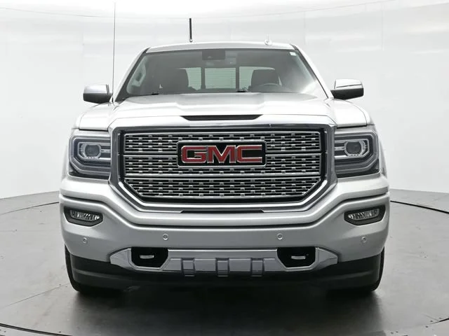 Used 2018 QUICKSILVER METALLIC GMC Denali image 2