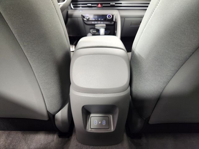 2025 Hyundai Elantra SEL - Photo 17