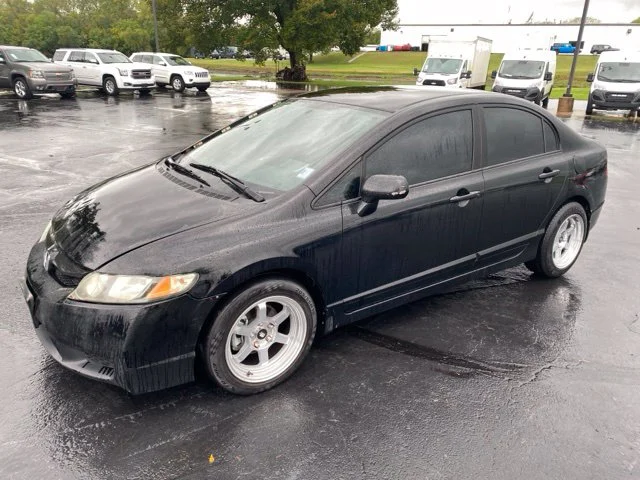 Used 2010  Honda LX-S image 3