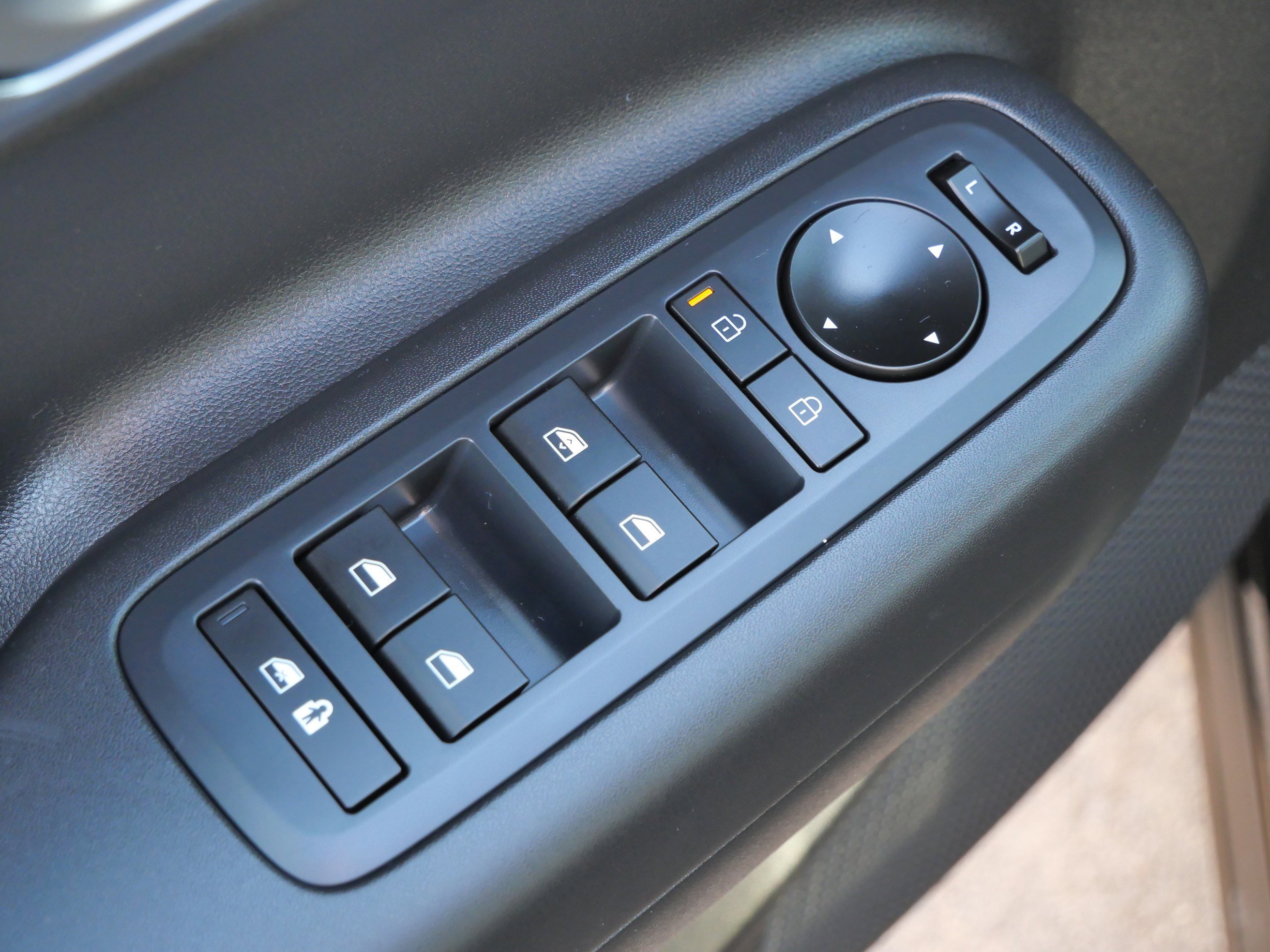 2026 Hyundai Santa Fe SE - Photo 19