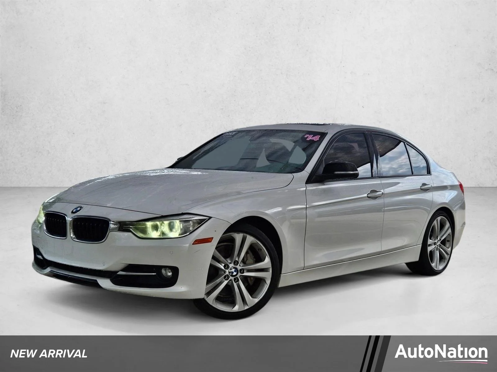 2014 BMW 3 Series 335i Sedan's photo