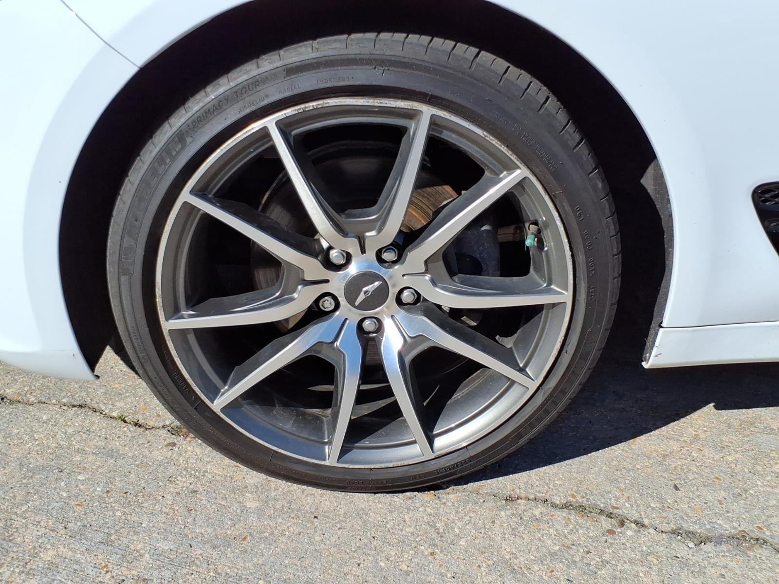 Used 2023 Alta White Genesis 2.0T image 4