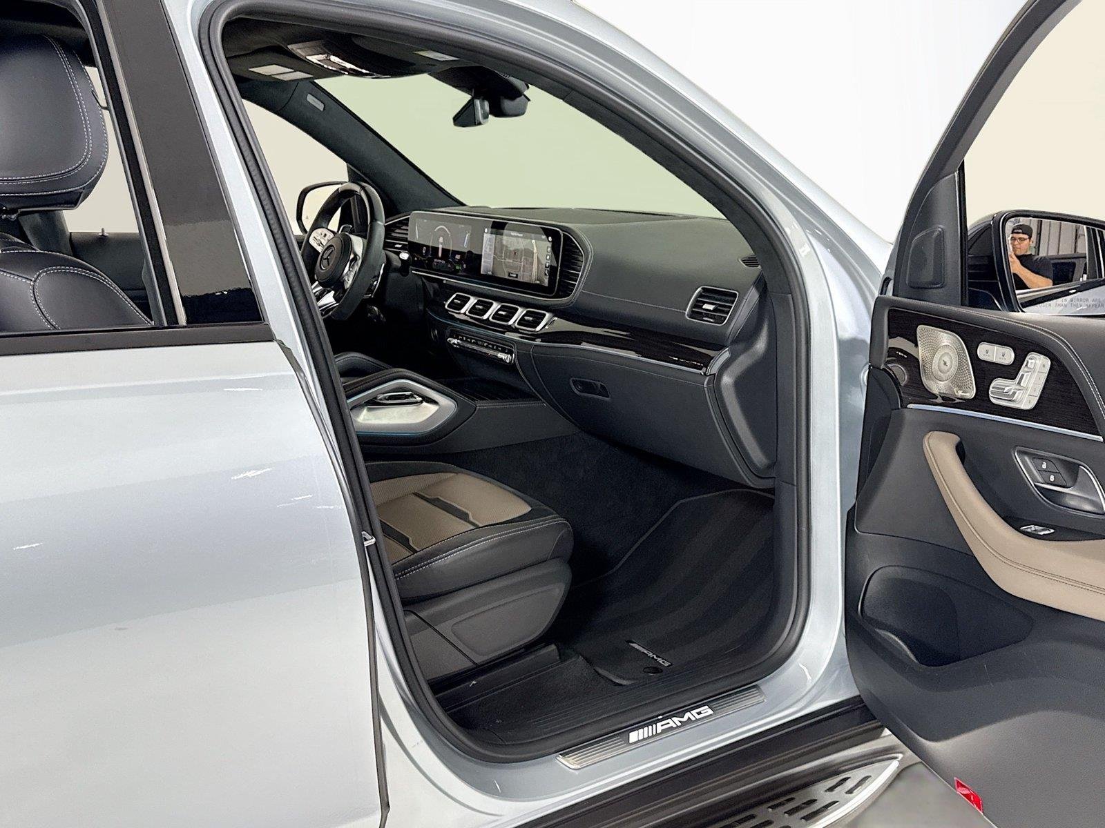 Used 2023 Cirrus Silver Metallic Mercedes-Benz AMG® GLS 63 | Night Pkg | Heated/Cooled Seats image 35