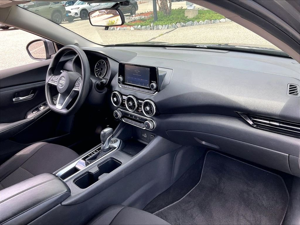 Used 2020 Gray Nissan S image 14