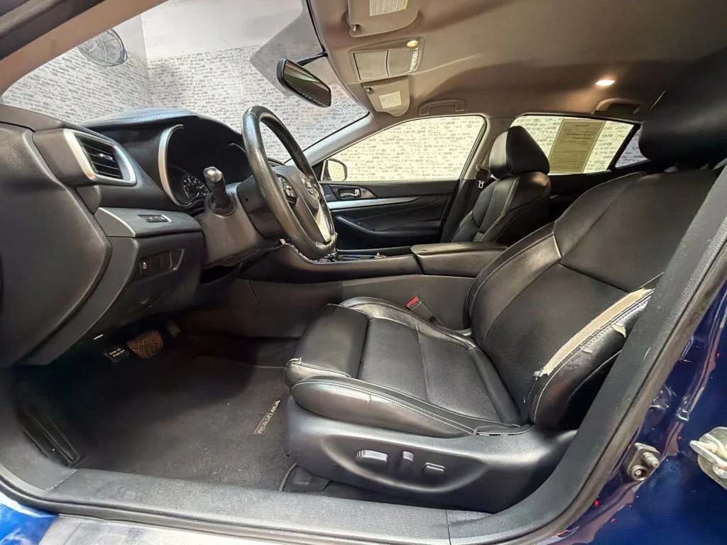 Used 2017 Deep Blue Pearl Nissan 3.5 SV image 22