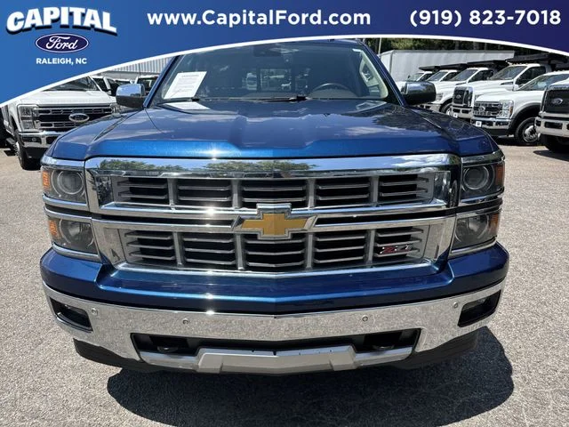 Used 2015  Chevrolet LTZ image 10
