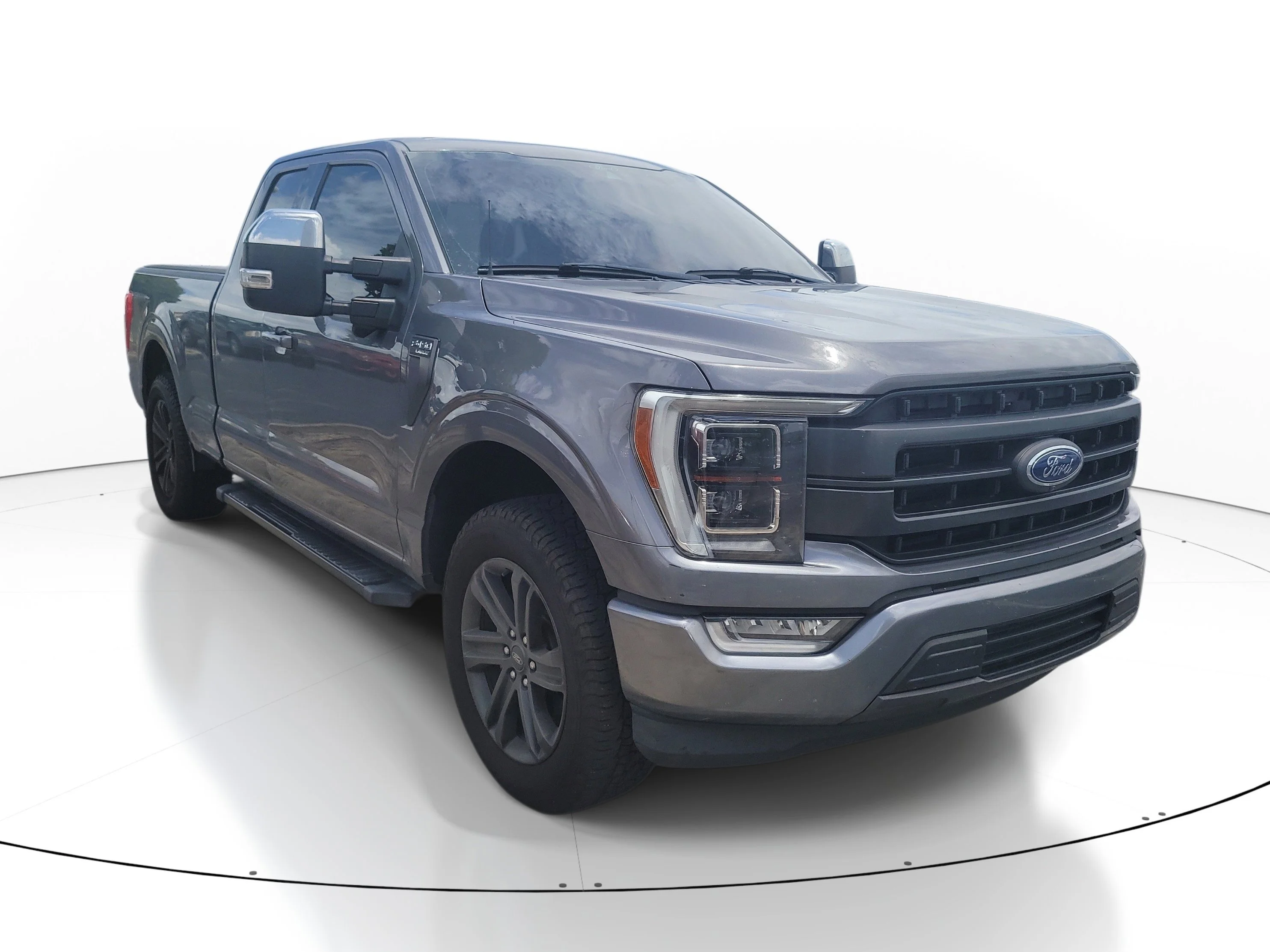 Used 2021 Gray Metallic Ford LARIAT image 1