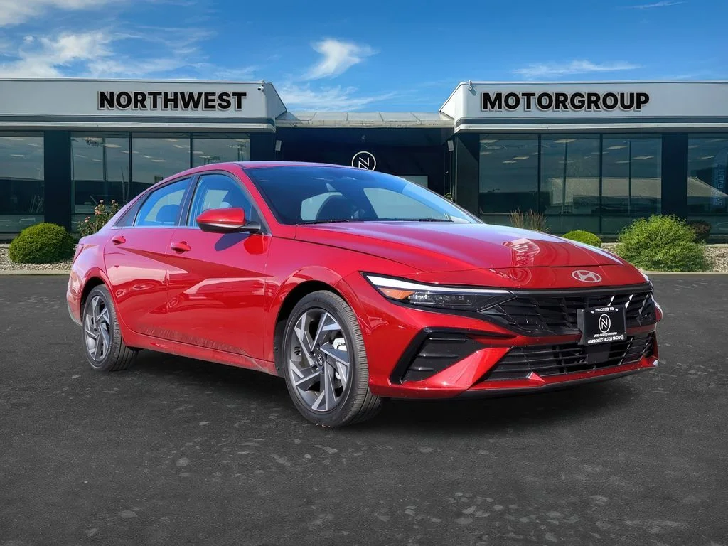 2025 Hyundai Elantra 2.0 SEL Convenience IVT's photo