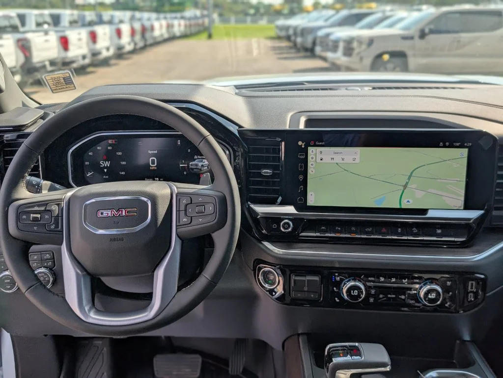 2026 GMC Sierra 1500 SLT - Photo 19