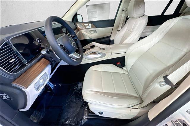 New 2026 Polar White Mercedes-Benz GLS 450 image 48
