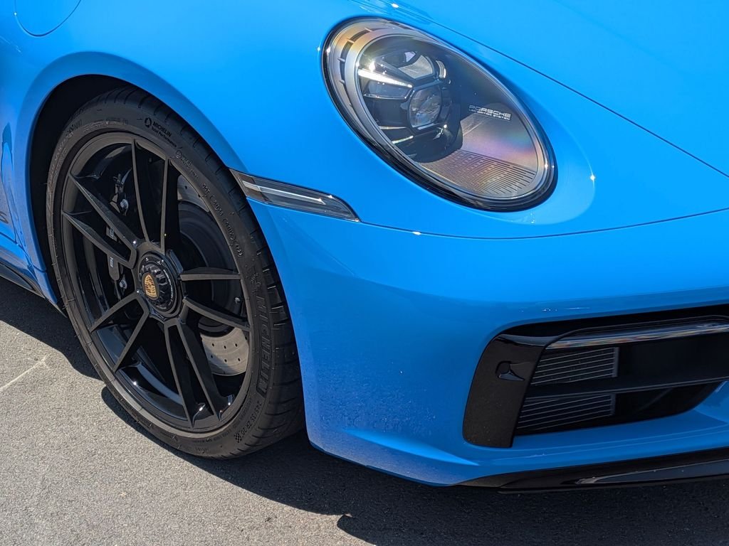 Used 2023  Porsche Carrera GTS image 19