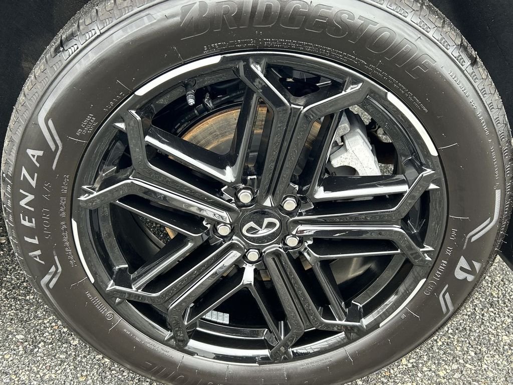 Certified Used 2026 Black INFINITI SPORT image 11