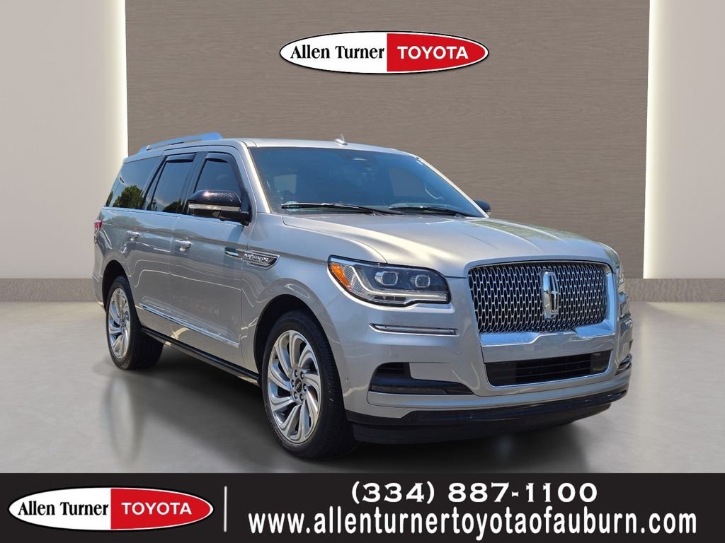 Used 2024 Silver Lincoln Reserve image 1