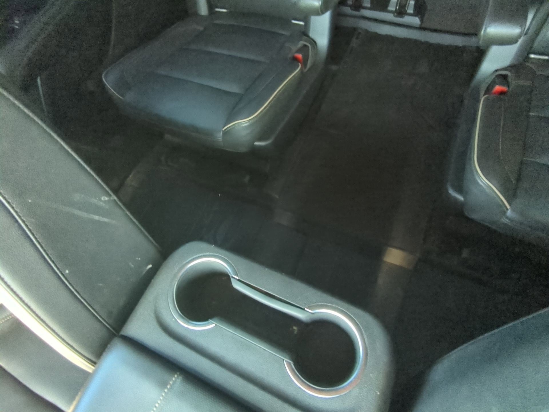 Used 2021 BLACK Chevrolet Premier image 23