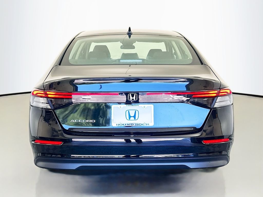 2025 Honda Accord SE - Photo 6