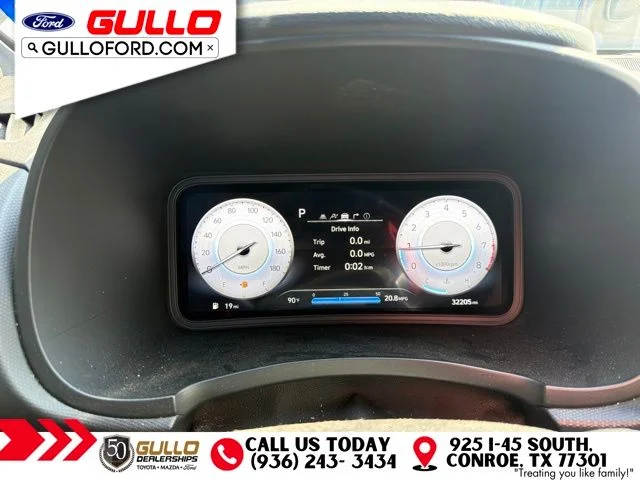 Used 2023 Racing Red Hyundai Base image 11