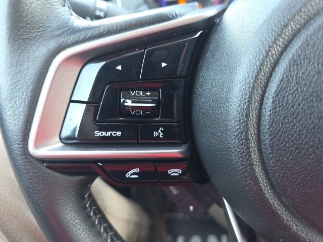 Used 2018 Dark Blue Subaru 2.5i image 16