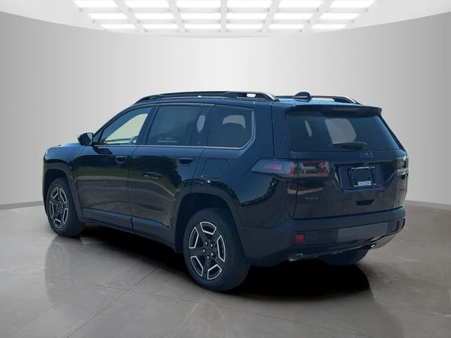 New 2026 Diamond Black Crystal Pearl-Coat Exterior Paint Jeep Limited image 5