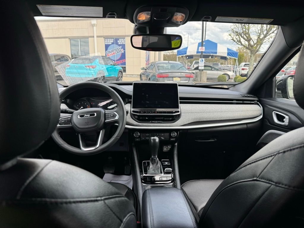 2024 Jeep Compass Latitude - Photo 11