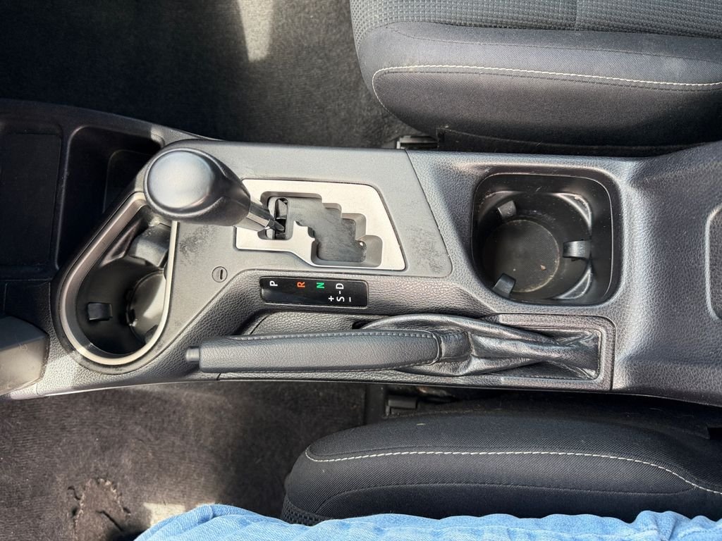 Used 2018 Gray Toyota XLE image 23