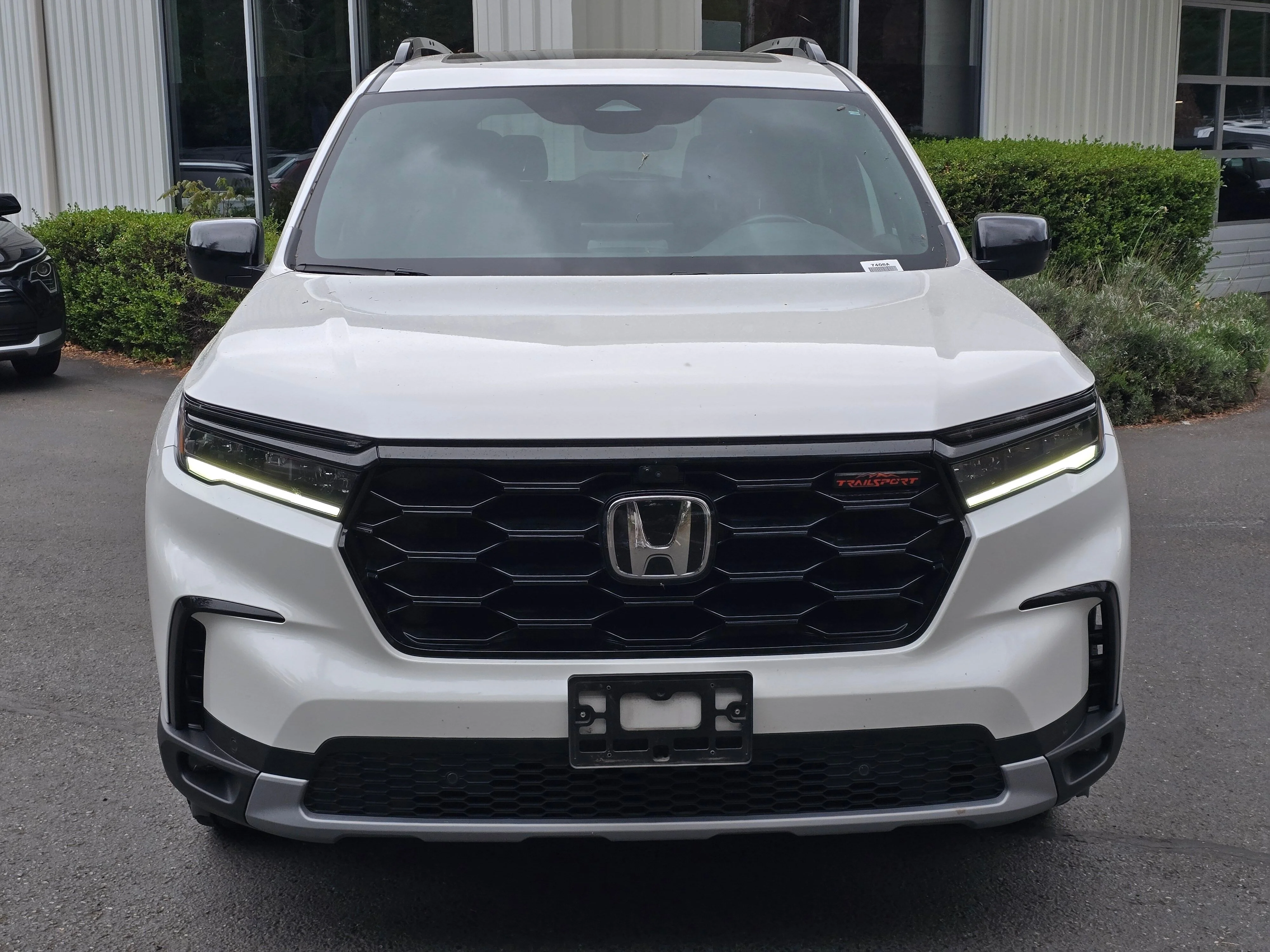 Used 2024 Platinum White Pearl Honda TrailSport image 2