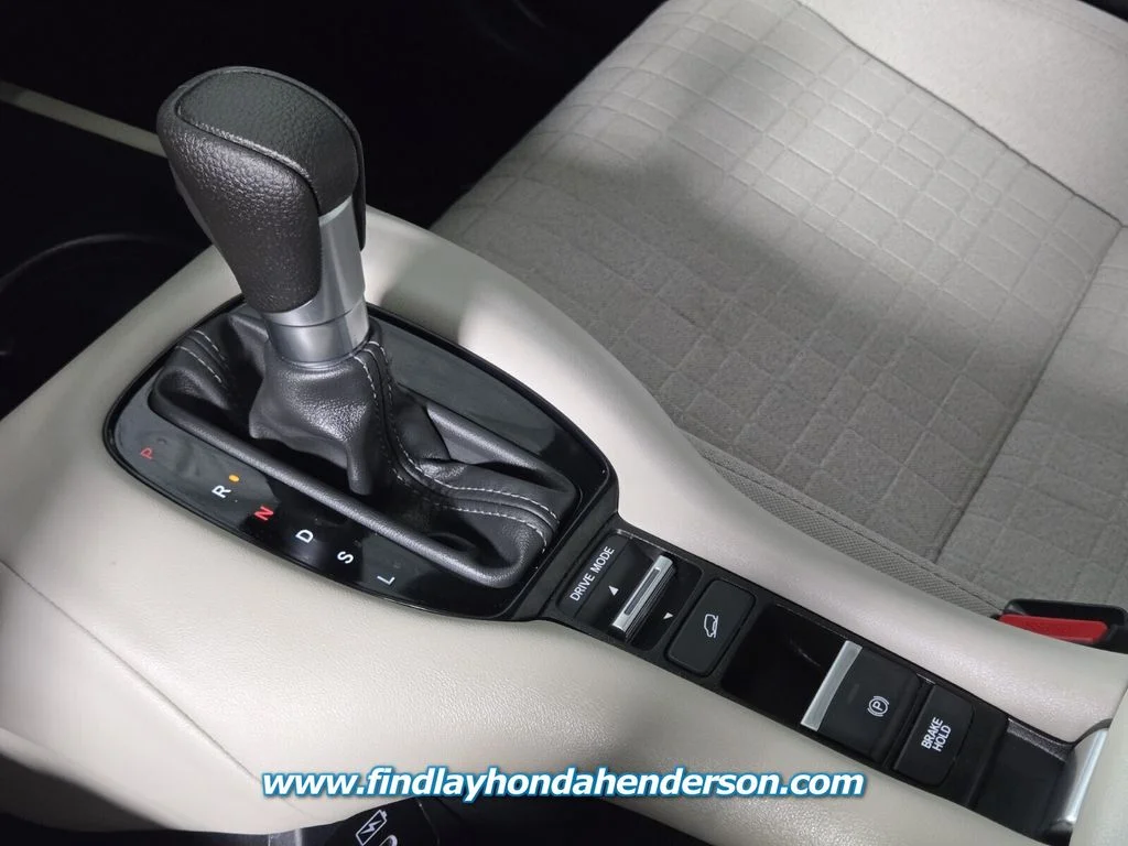 Certified Used 2025 Nordic Forest Pearl Honda LX image 29