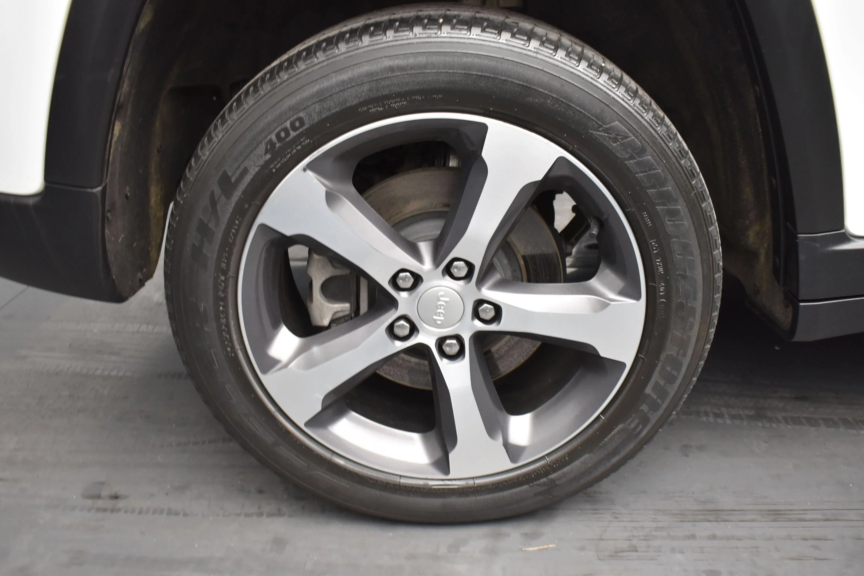 Used 2023 Bright White Clearcoat Jeep  image 15