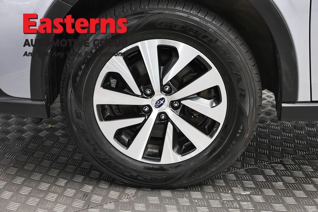 Used 2022 Silver Subaru Premium image 31