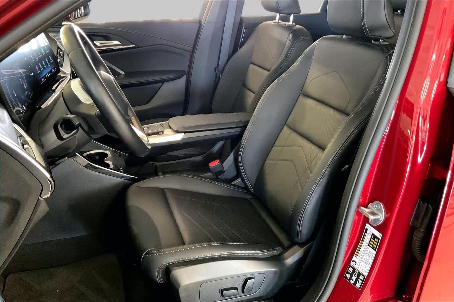 Certified Used 2026 Vegas Red Metallic BMW xDrive28i image 7