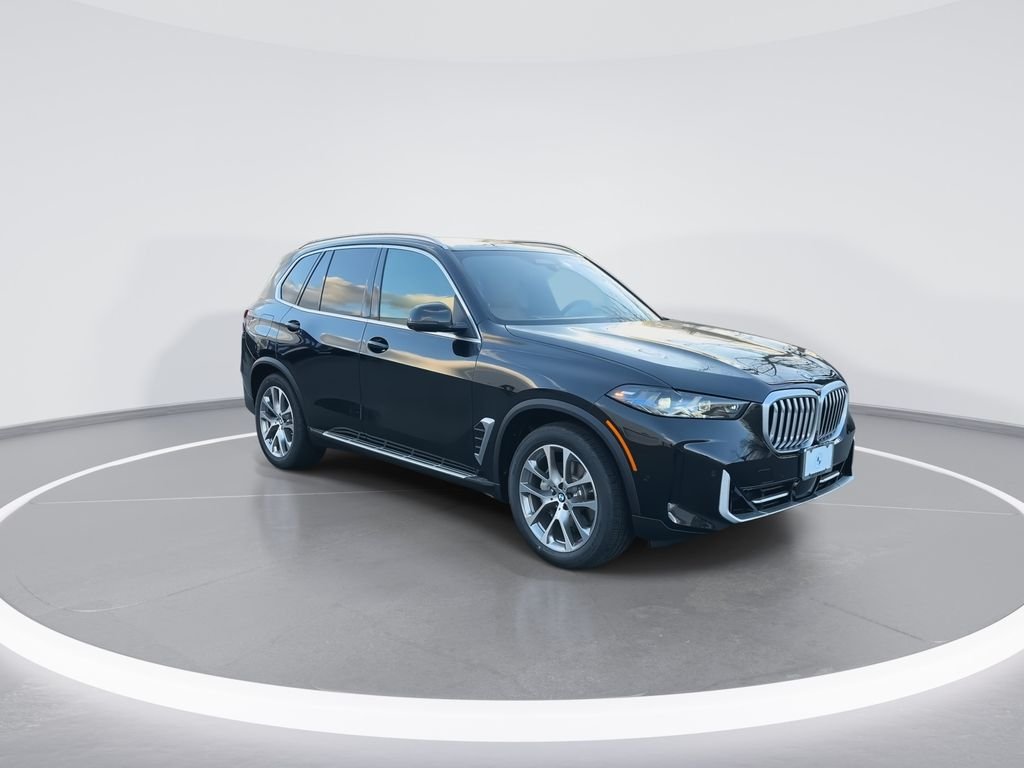 Used 2026 Black Sapphire Metallic BMW xDrive40i image 2